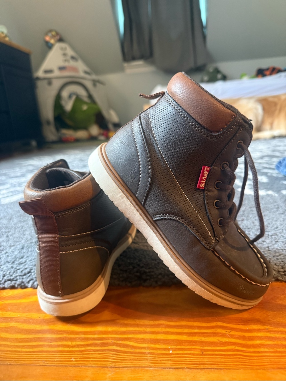 Levi's Kids Dark Brown High-Top Sneakers with Tan Collar